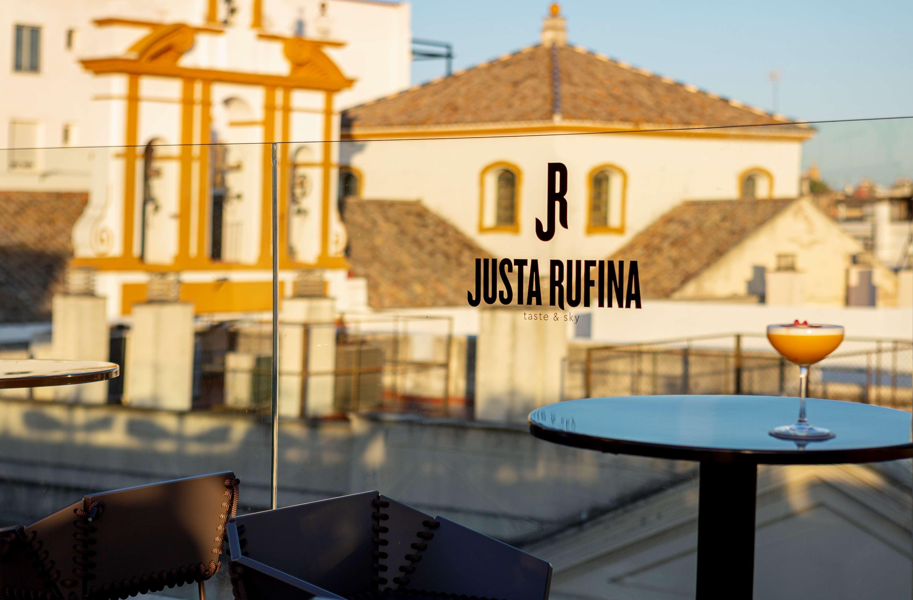 塞维利亚马格达莱纳广场丽笙精选酒店 外观 照片 Justa Rufina