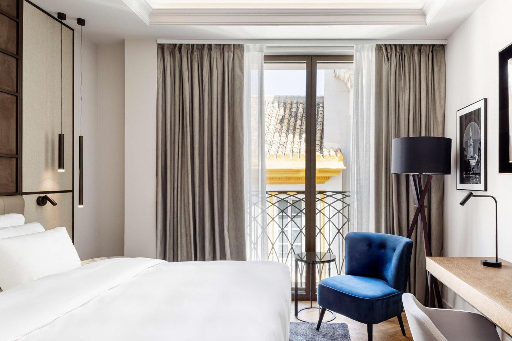 塞维利亚马格达莱纳广场丽笙精选酒店 外观 照片 Deluxe room