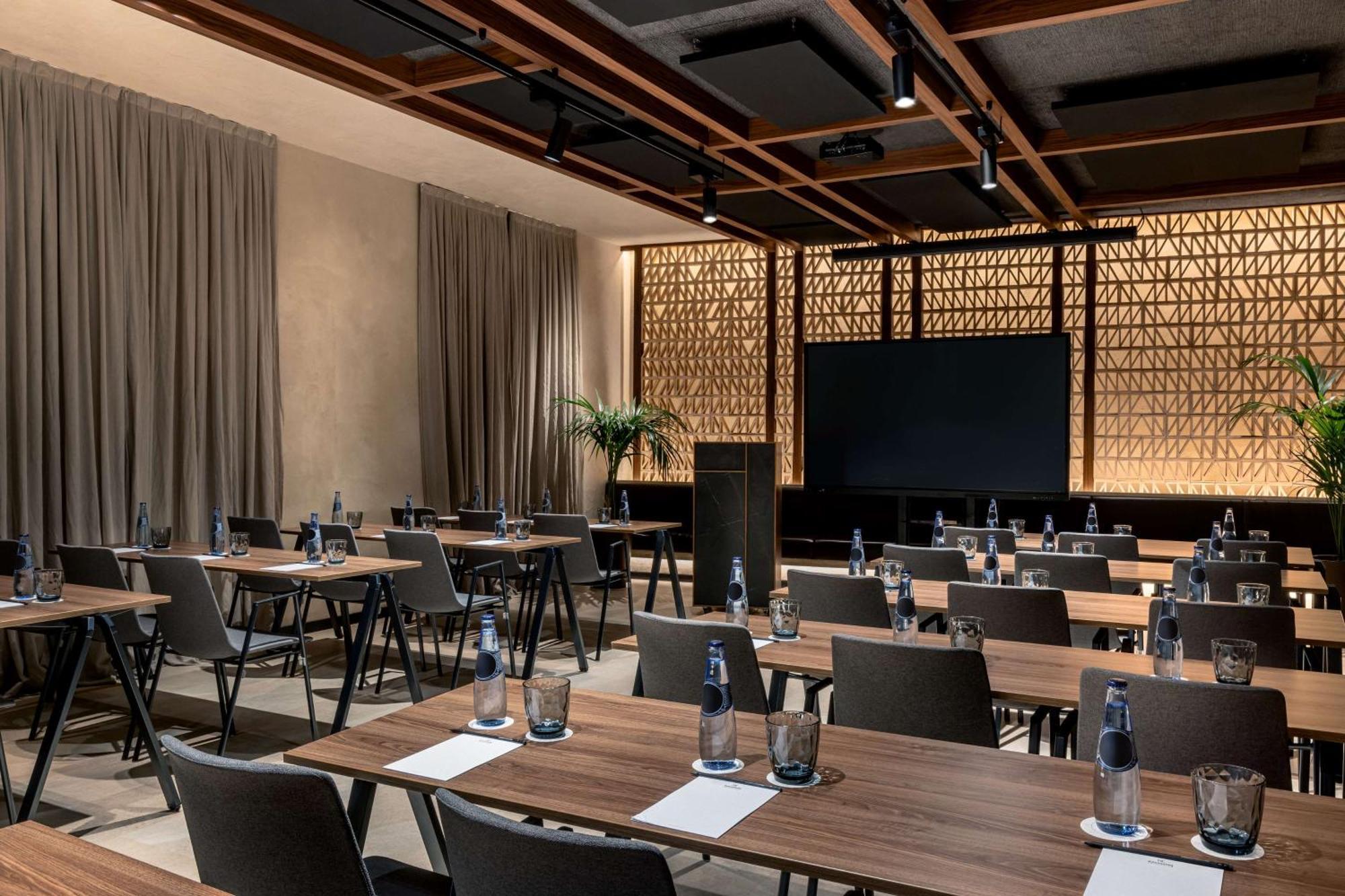 塞维利亚马格达莱纳广场丽笙精选酒店 外观 照片